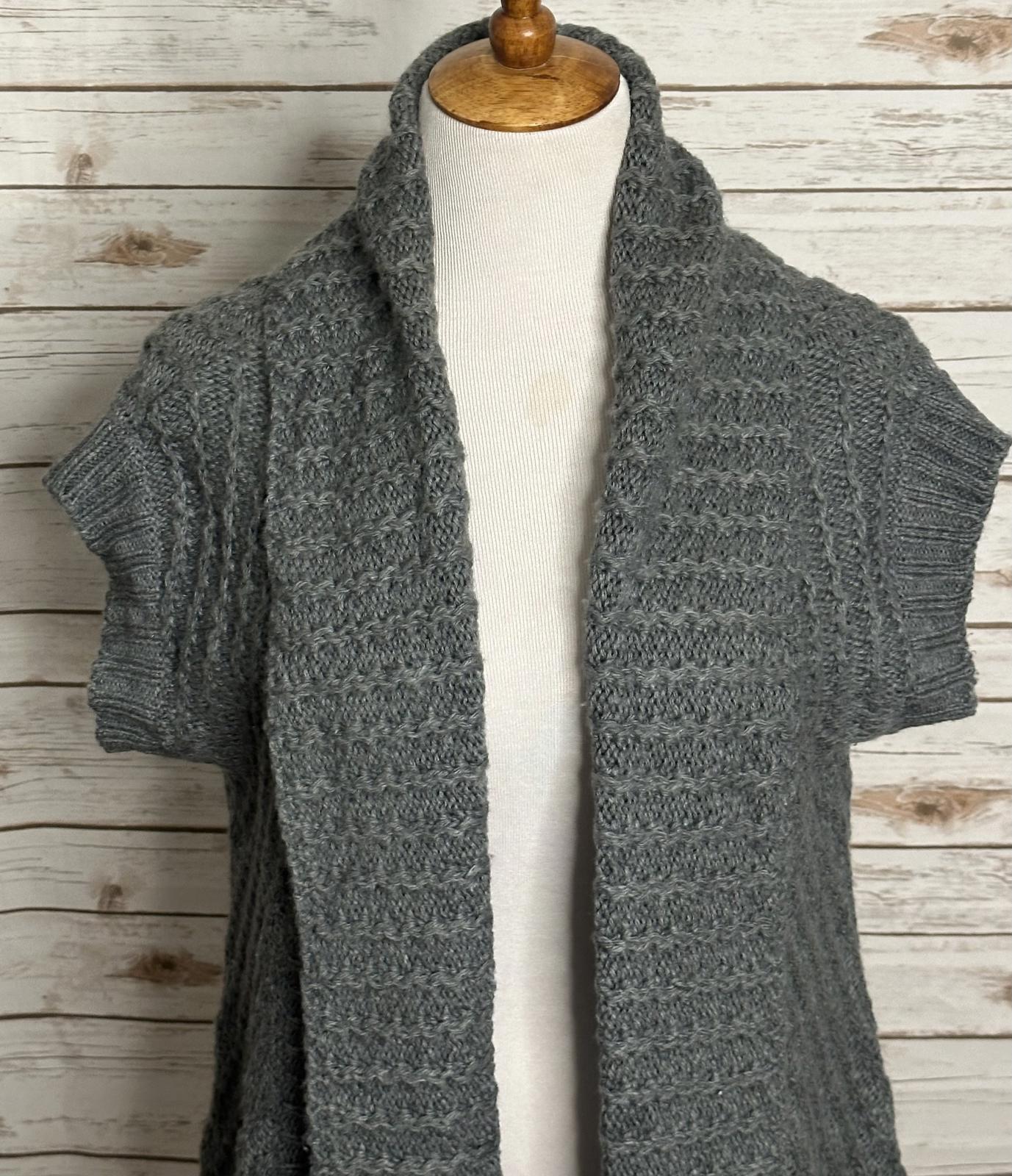 BCBGMaxAzria gray chunky textured knit open front cardigan sweater Size Large