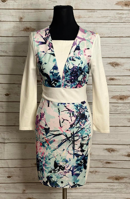 bebe Y2K cream/multicolored print inset 3/4 length sleeve bodycon dress Size S