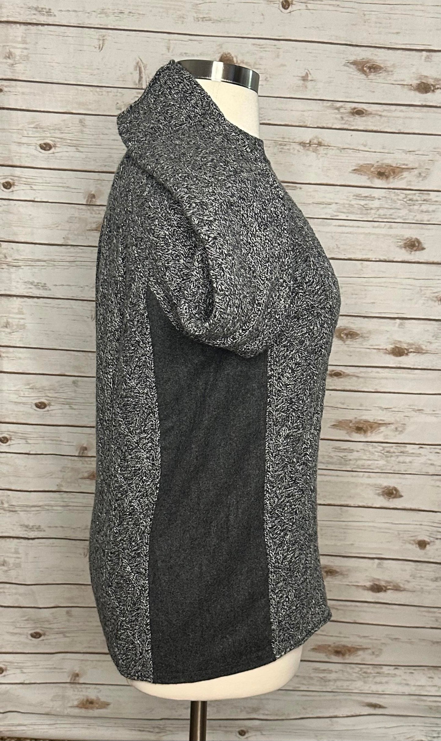 Banana Republic merino wool fisherman sweater Size L