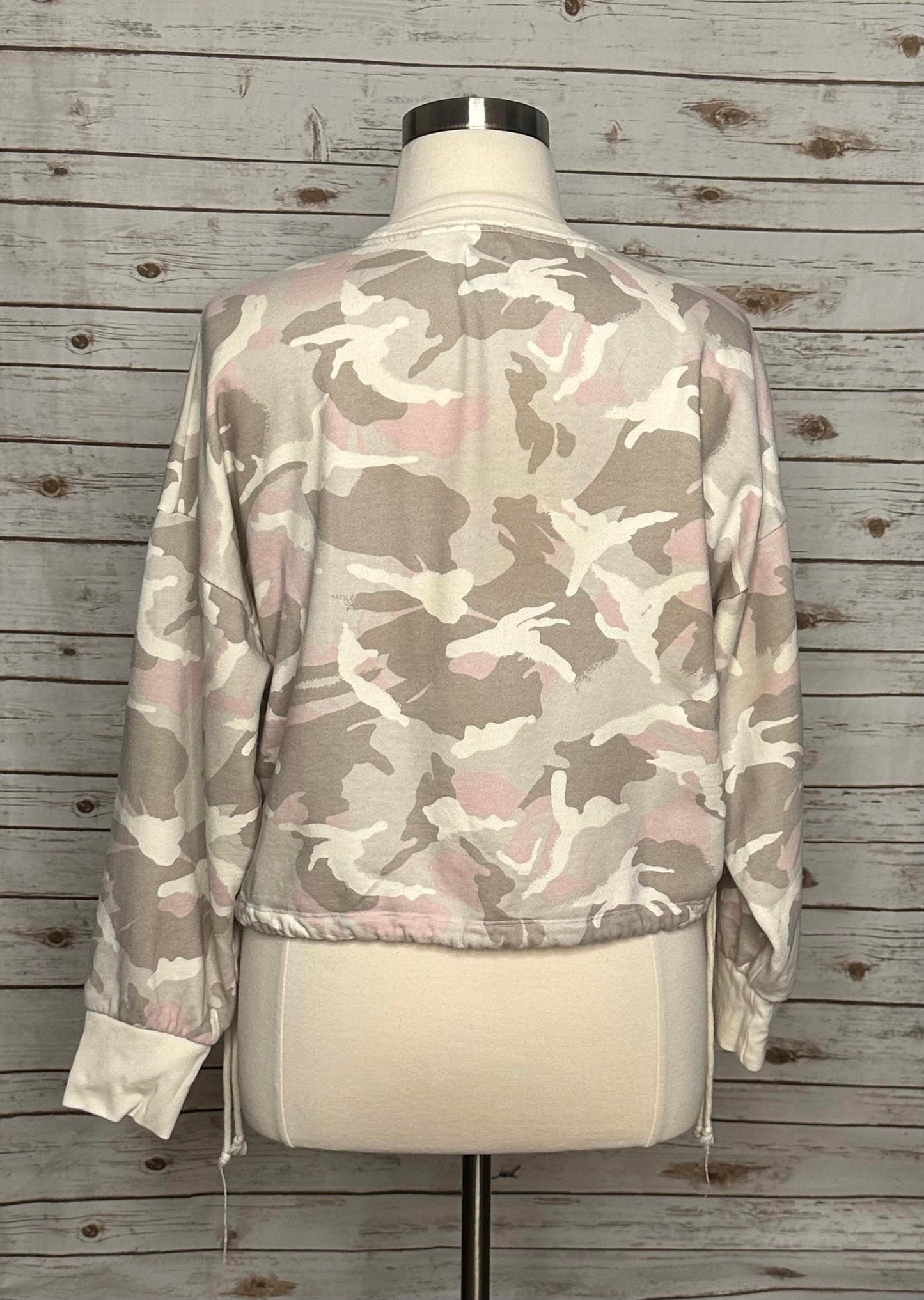 GAP pink and tan camo sweatshirt Size XL