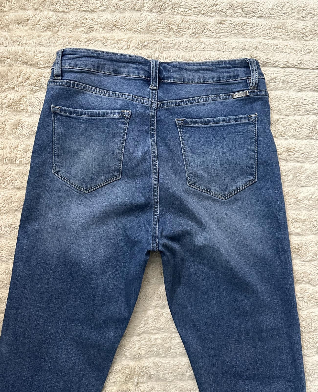 KanCan medium wash high-rise button fly cropped jeans Size 31