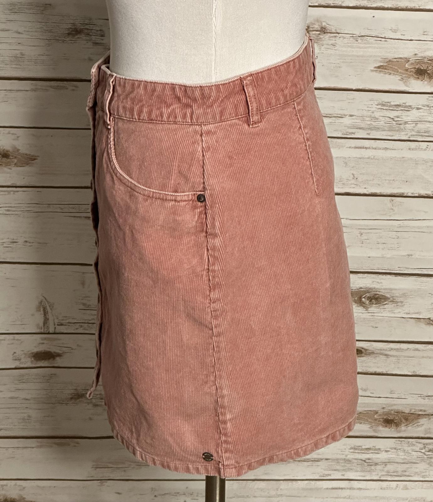 Roxy dusty rose classic casual corduroy A-line mini skirt Size Medium/10