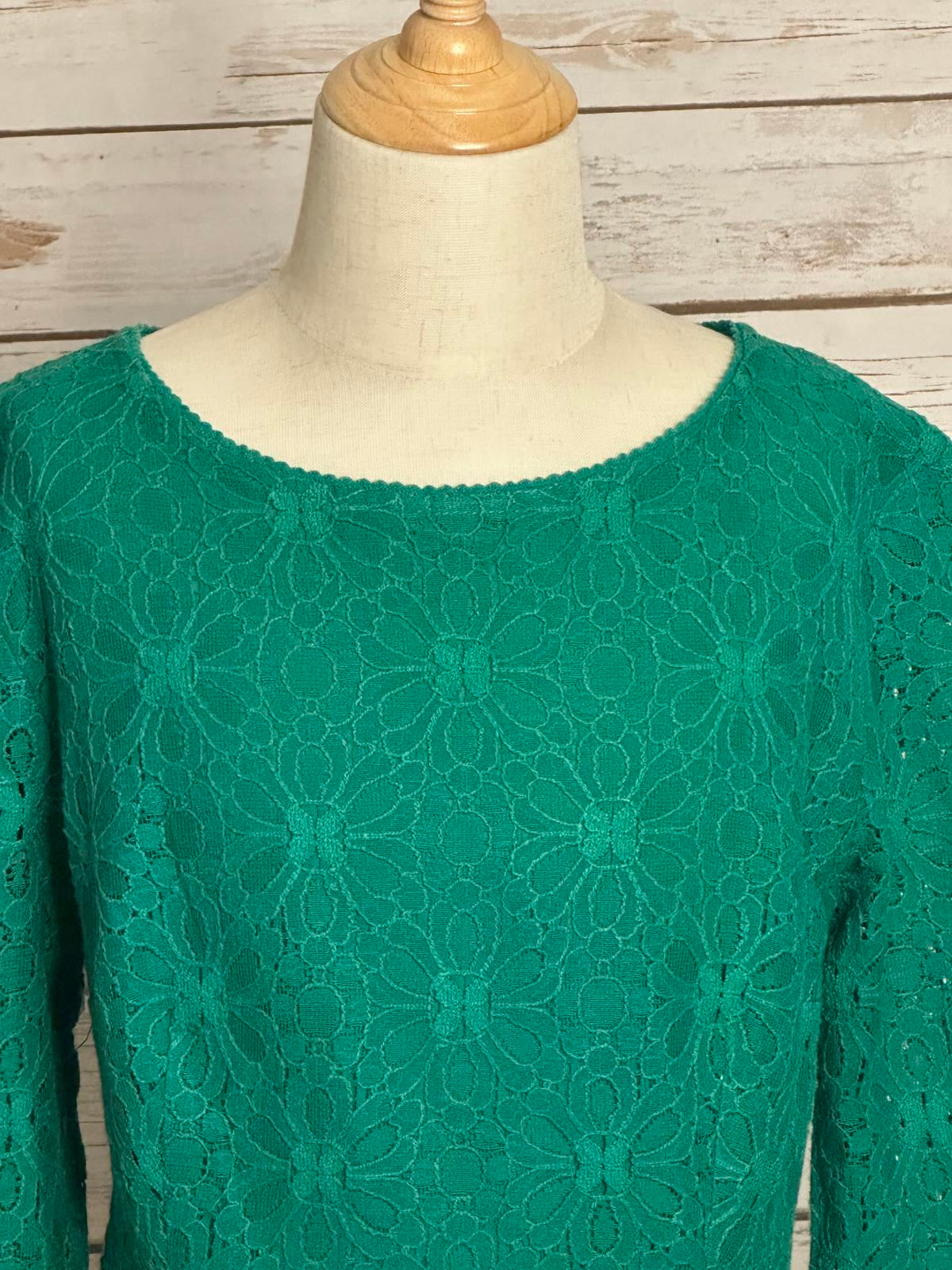 Anthropologie Moulinette Soeurs kelly green floral lace peplum blouse Size 2