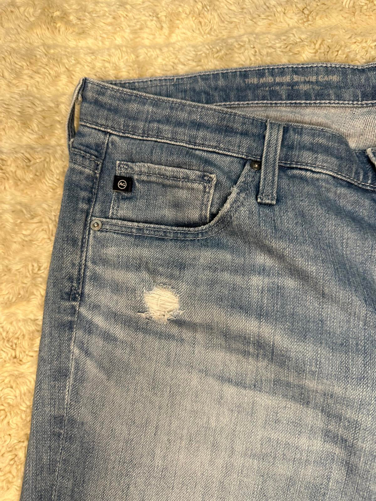 AG Adriano Goldschmeid Stevie Slim light wash distressed capri jeans Size 31