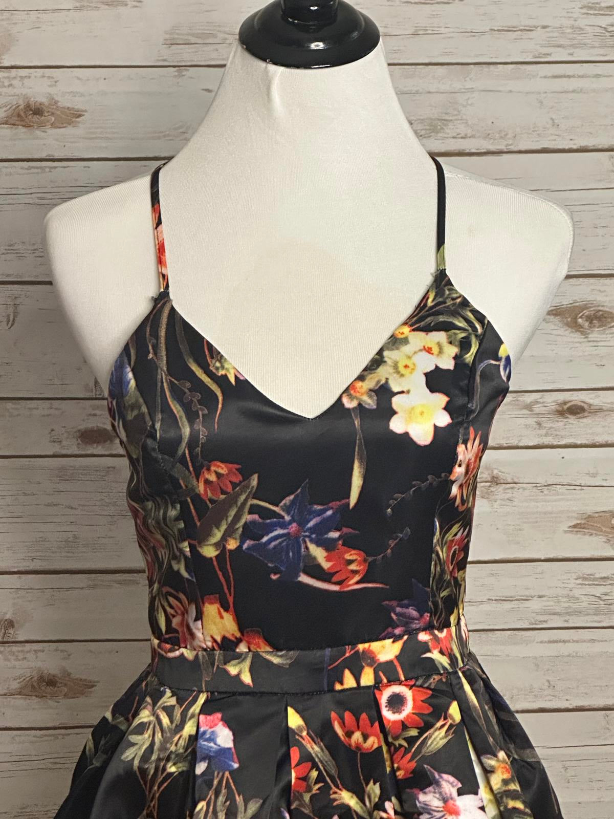Fashion Nova 'All Puffed Up' satin floral mini cocktail dress Size Small