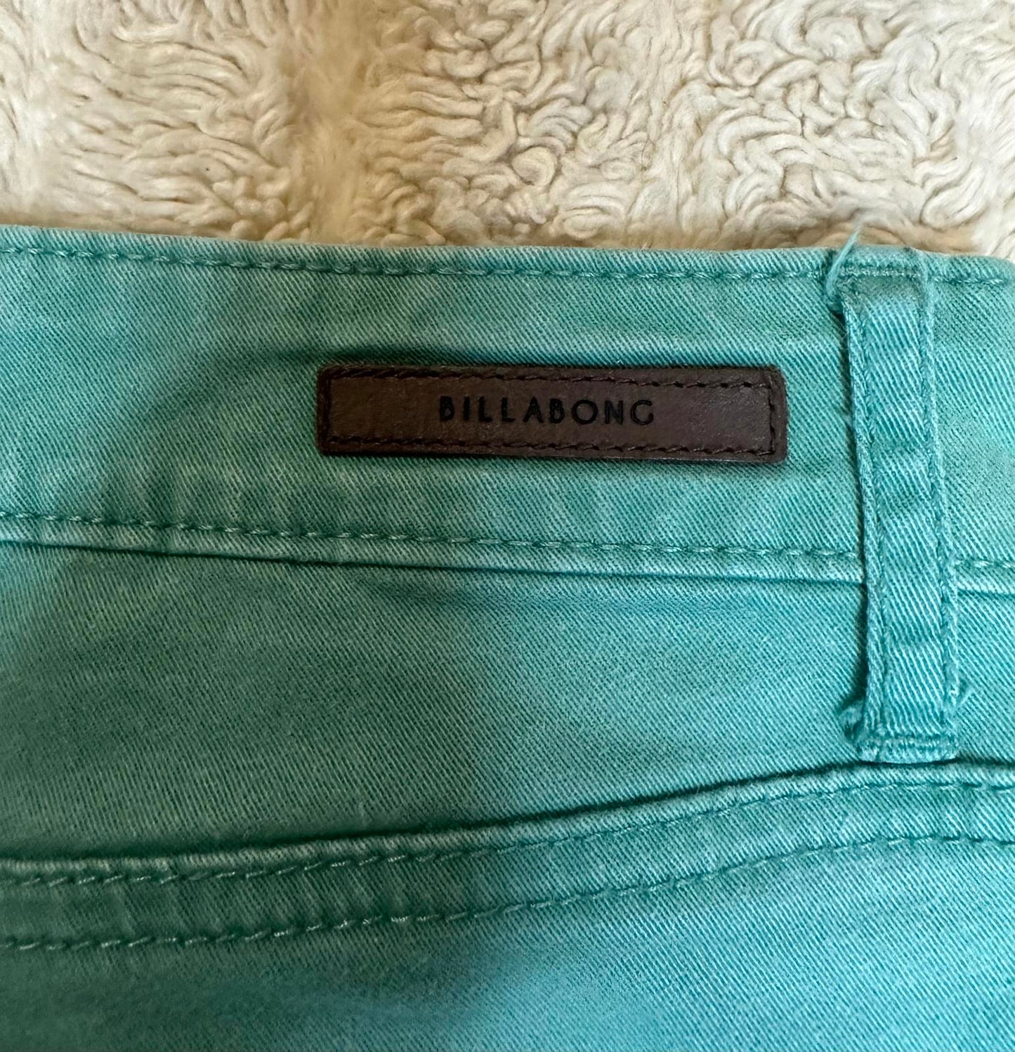 Billabong classic light green 'Peddler' jeans Size 31