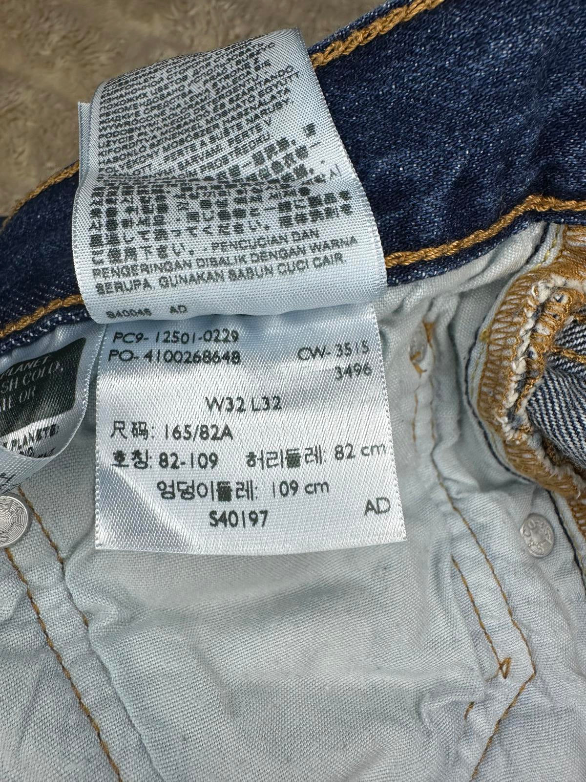 Levi's 501 button-fly jeans Size 32x32