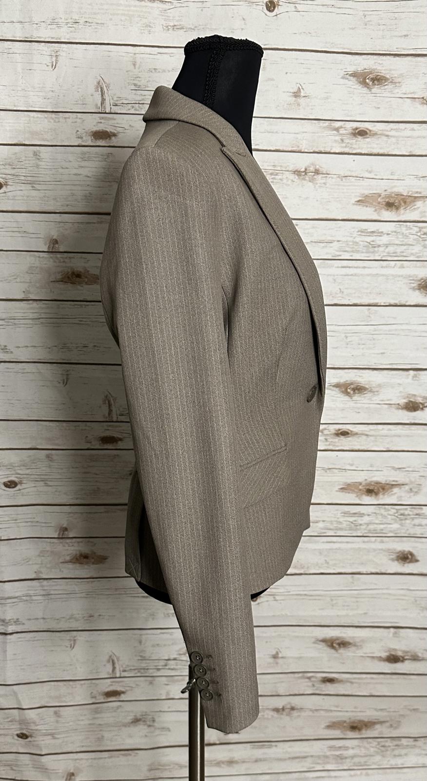 Express Studio Stretch classic corpcore pinstriped single-breasted blazer Size 6