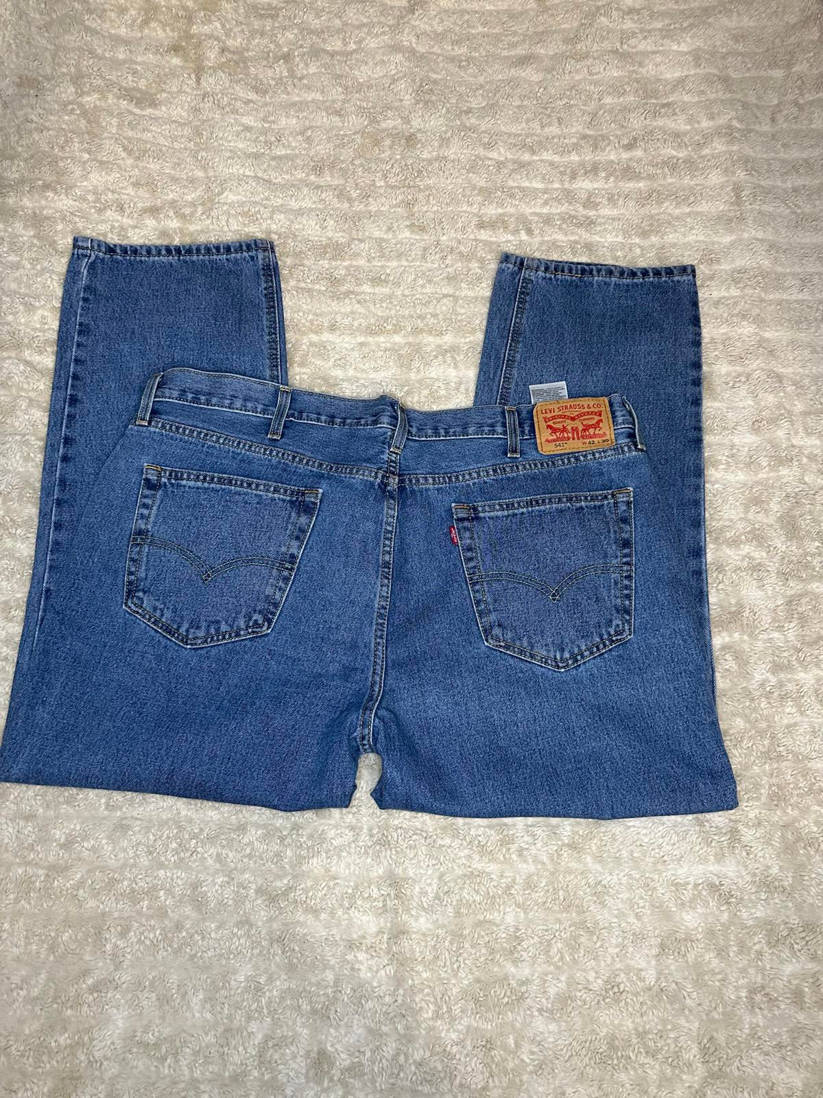 Levi's 541 Athletic Taper fit jeans Size 42x30