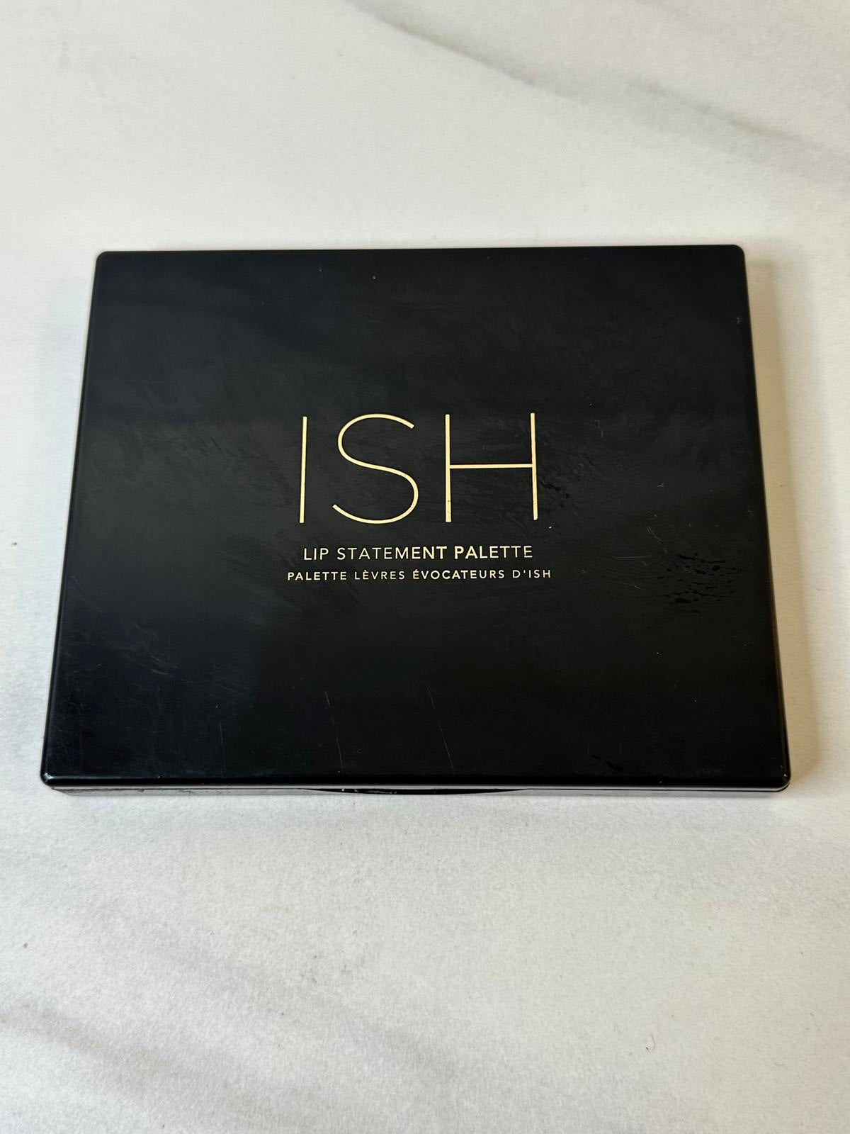 ISH (I'm Smoking Hot) Lip Statement palette