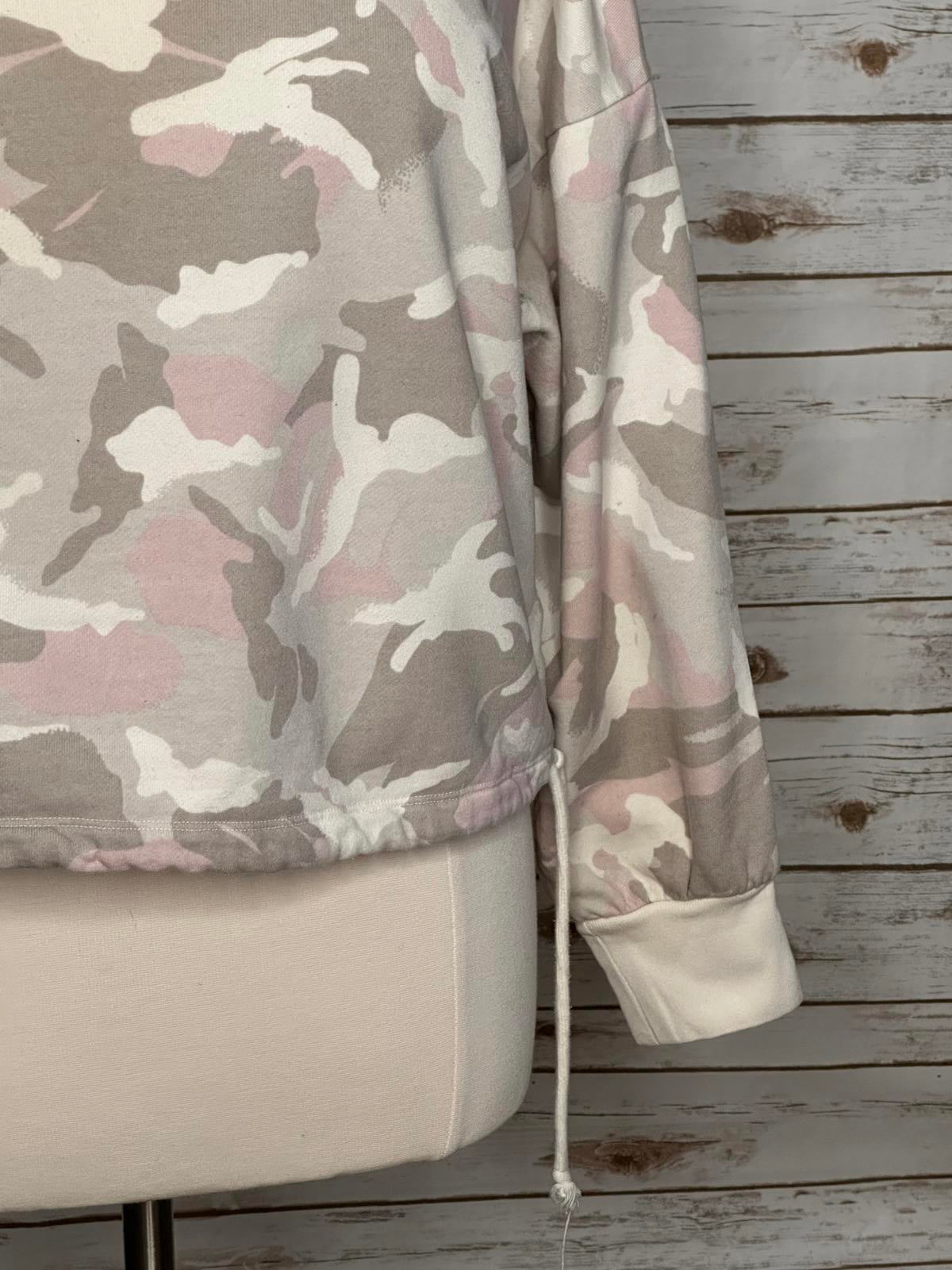 GAP pink and tan camo sweatshirt Size XL