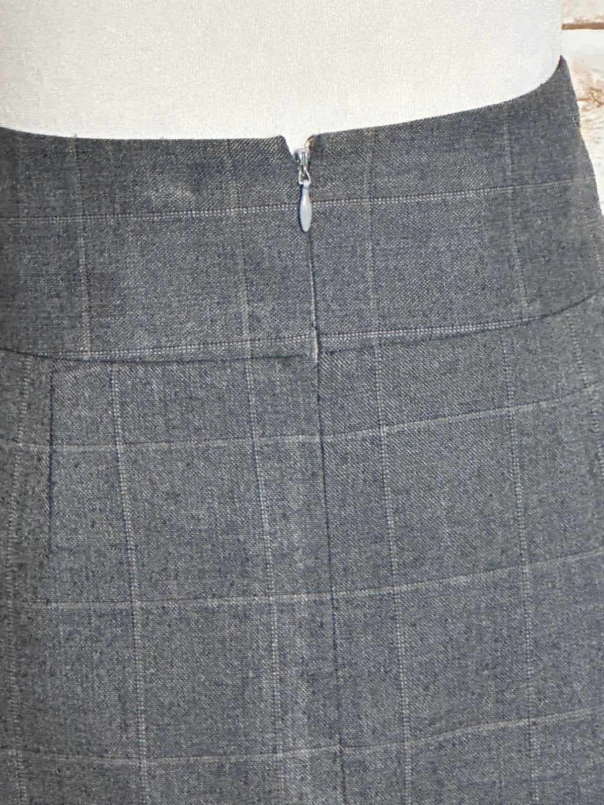 Banana Republic classic office siren gray windowpane pencil skirt Size 8