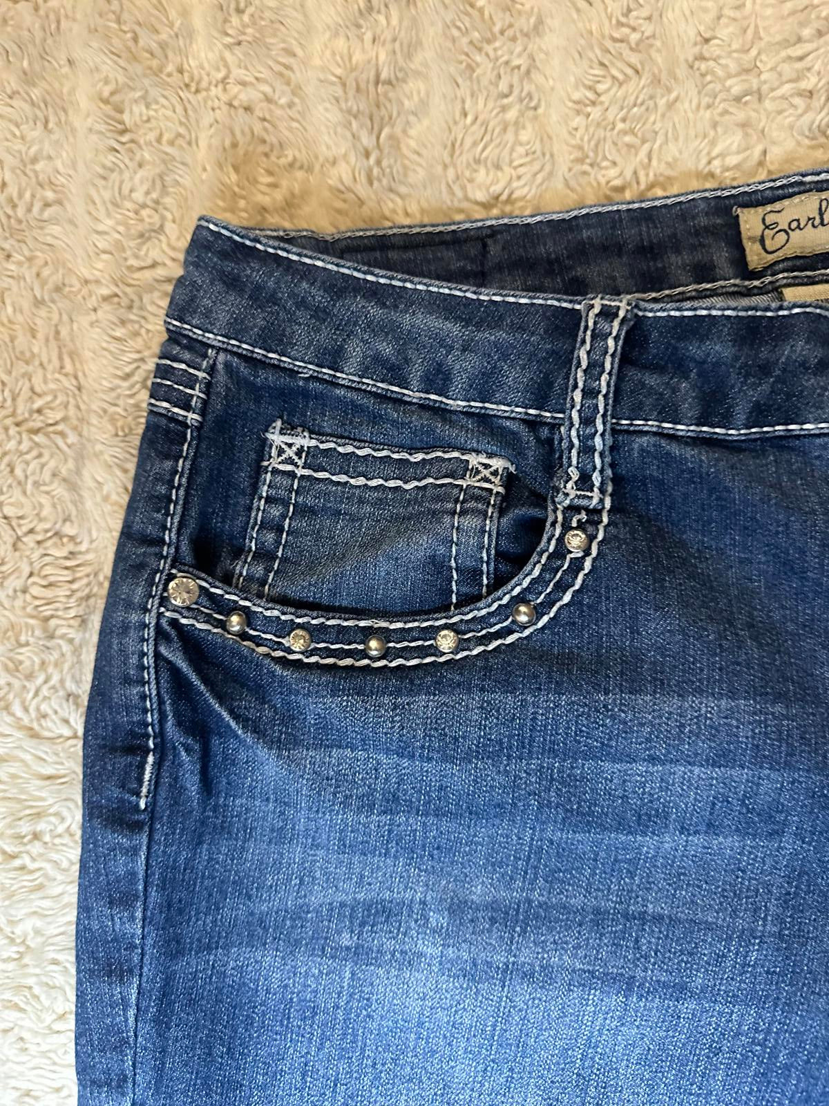 Vtg Earl Jeans Y2K medium wash rhinestone embellished denim capris Size 8