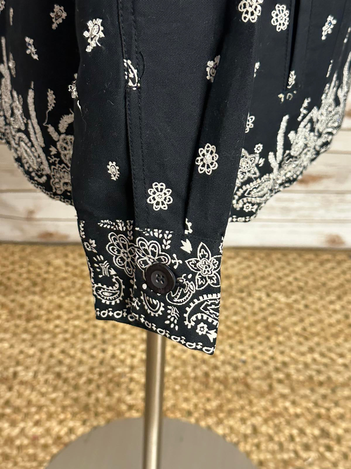 The Quacker Factory black/white cotton beaded bandana button-up shacket Size Small
