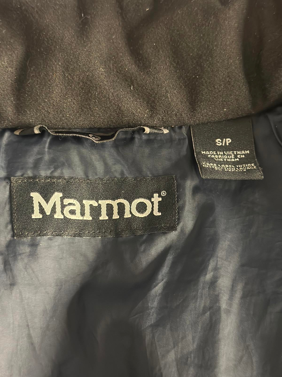 Marmot gorpcore black insulated puffer vest Size Small