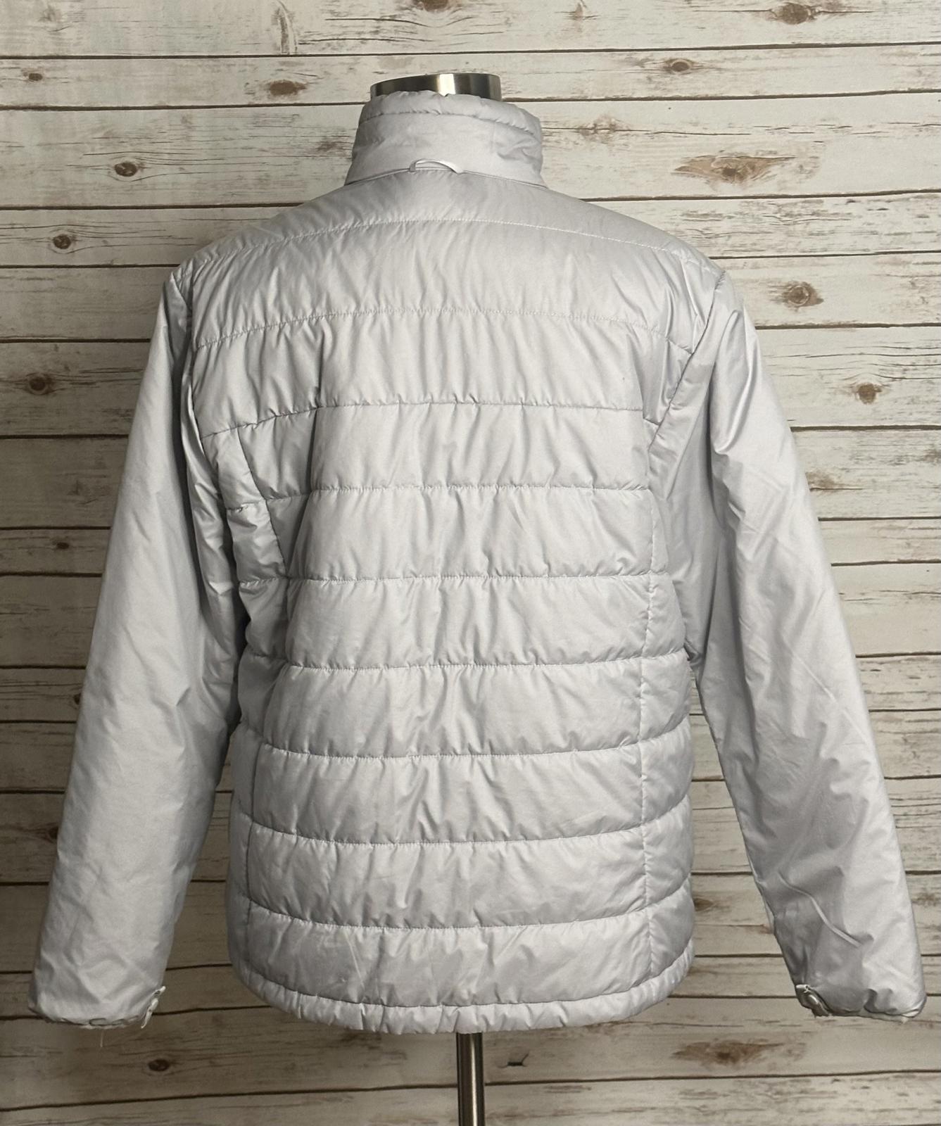 The North Face gorpcore light grey insulated puffer jacket Size XL