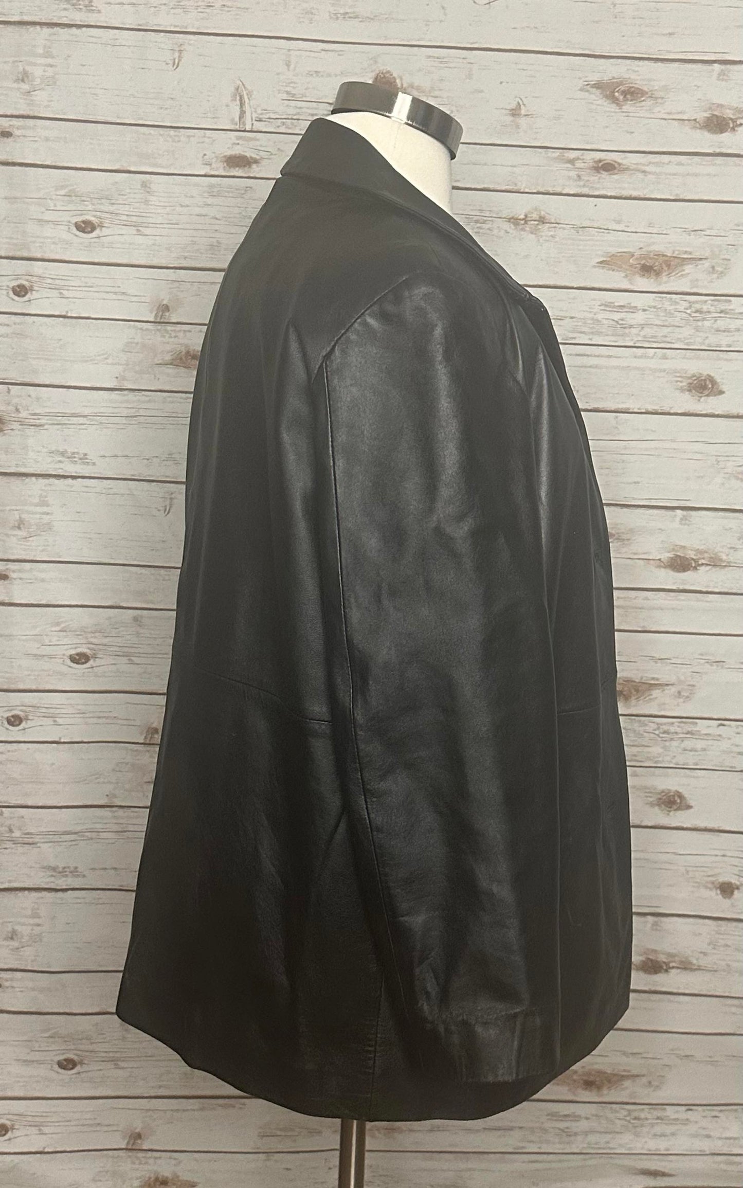 London Fog black leather jacket Size Large