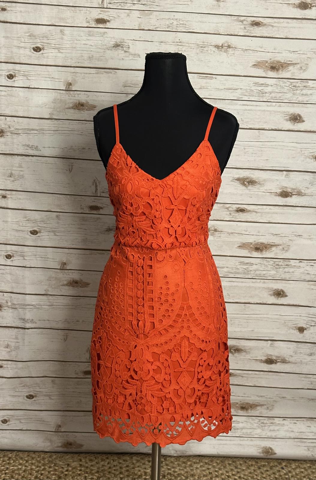 Lulus Perfect Love sleeveless lace sheath mini dress Size Small