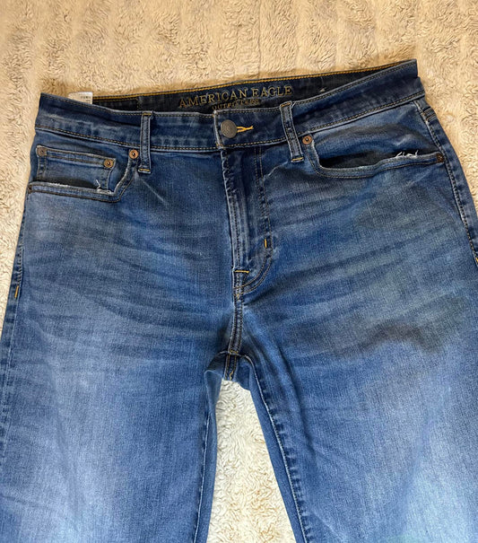 American Eagle Outfitters Extreme Flex distress medium wash jeans Size 32x36