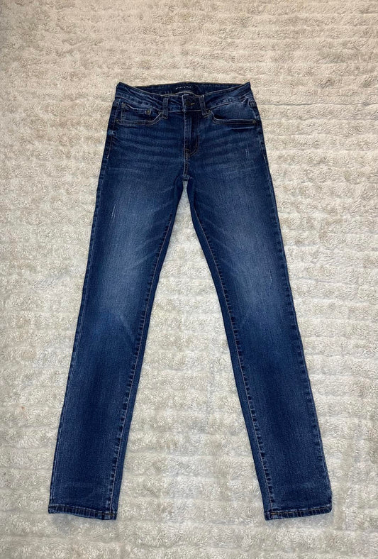 Aeropostale classic dark wash mid-rise skinny jeans Size 29/32