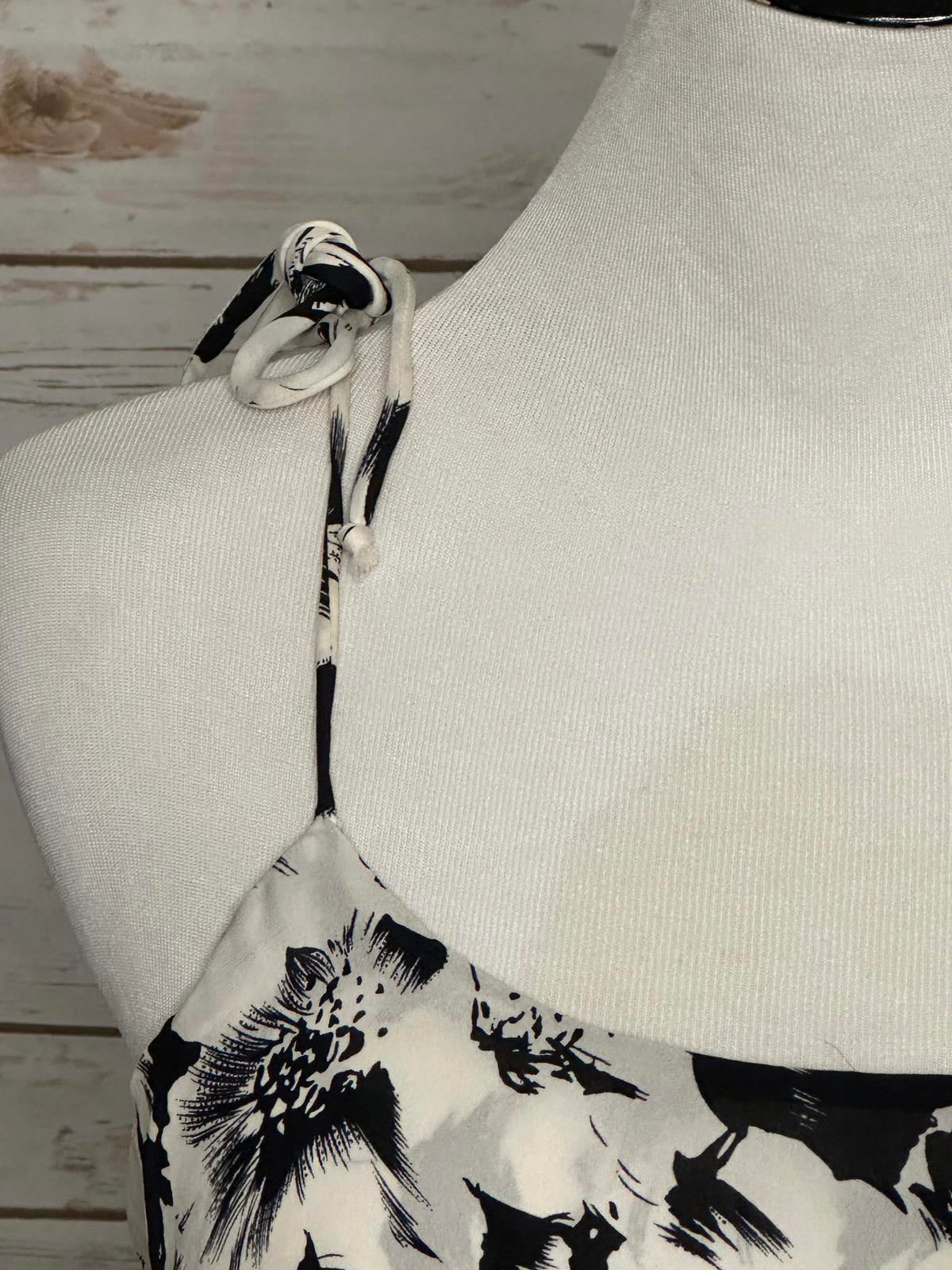 Parker black/cream monochromatic floral romantic silk mini dress Size Small