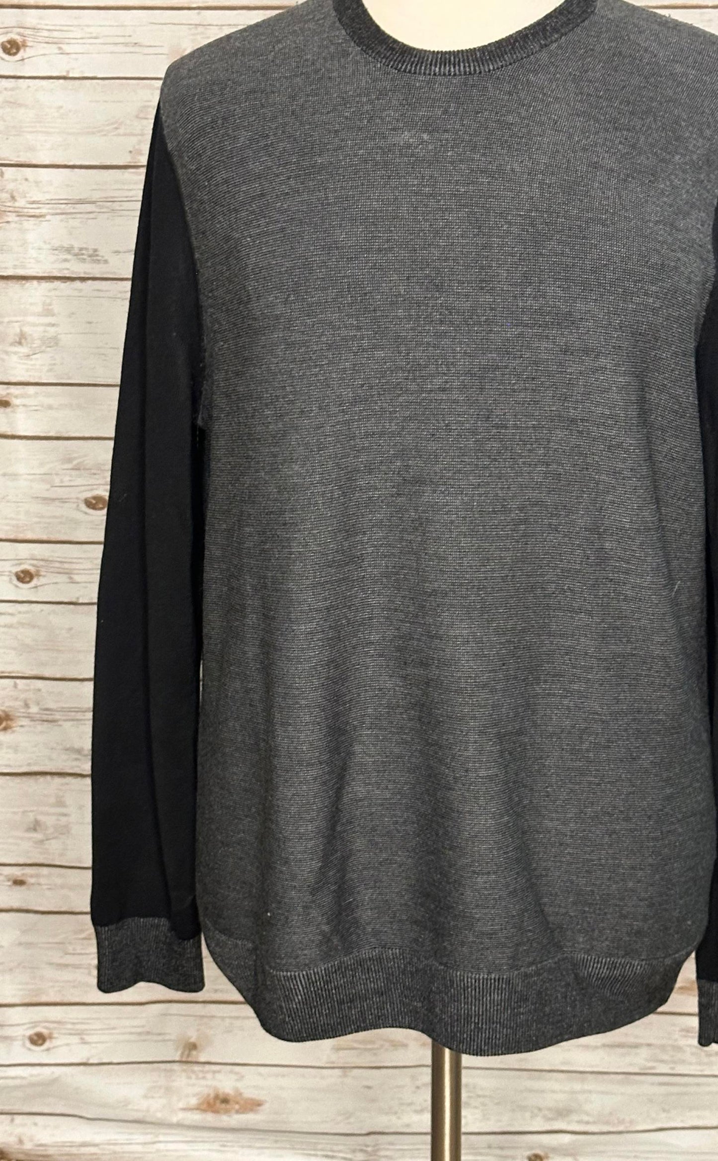 Vince 100% wool grey and black colorblock sweater Size XL
