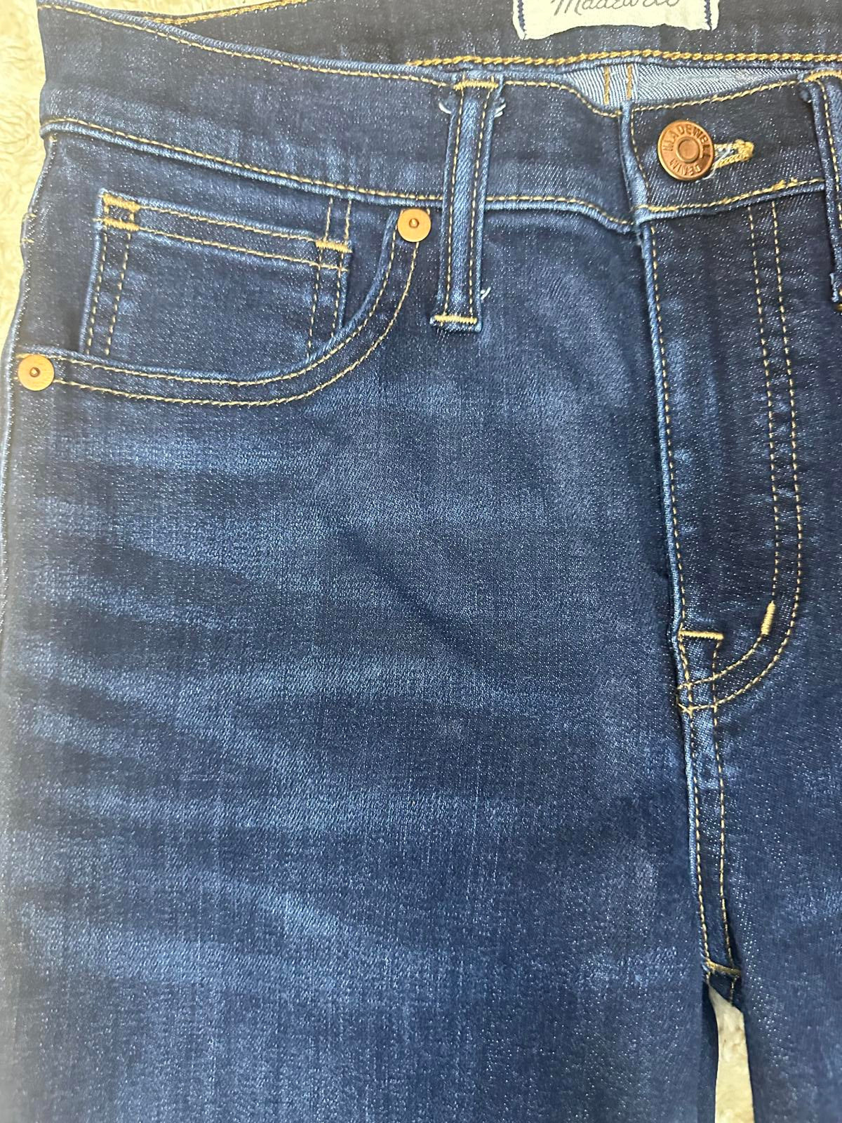 Madewell dark wash 9" Mid-Rise skinny jeans Size 25