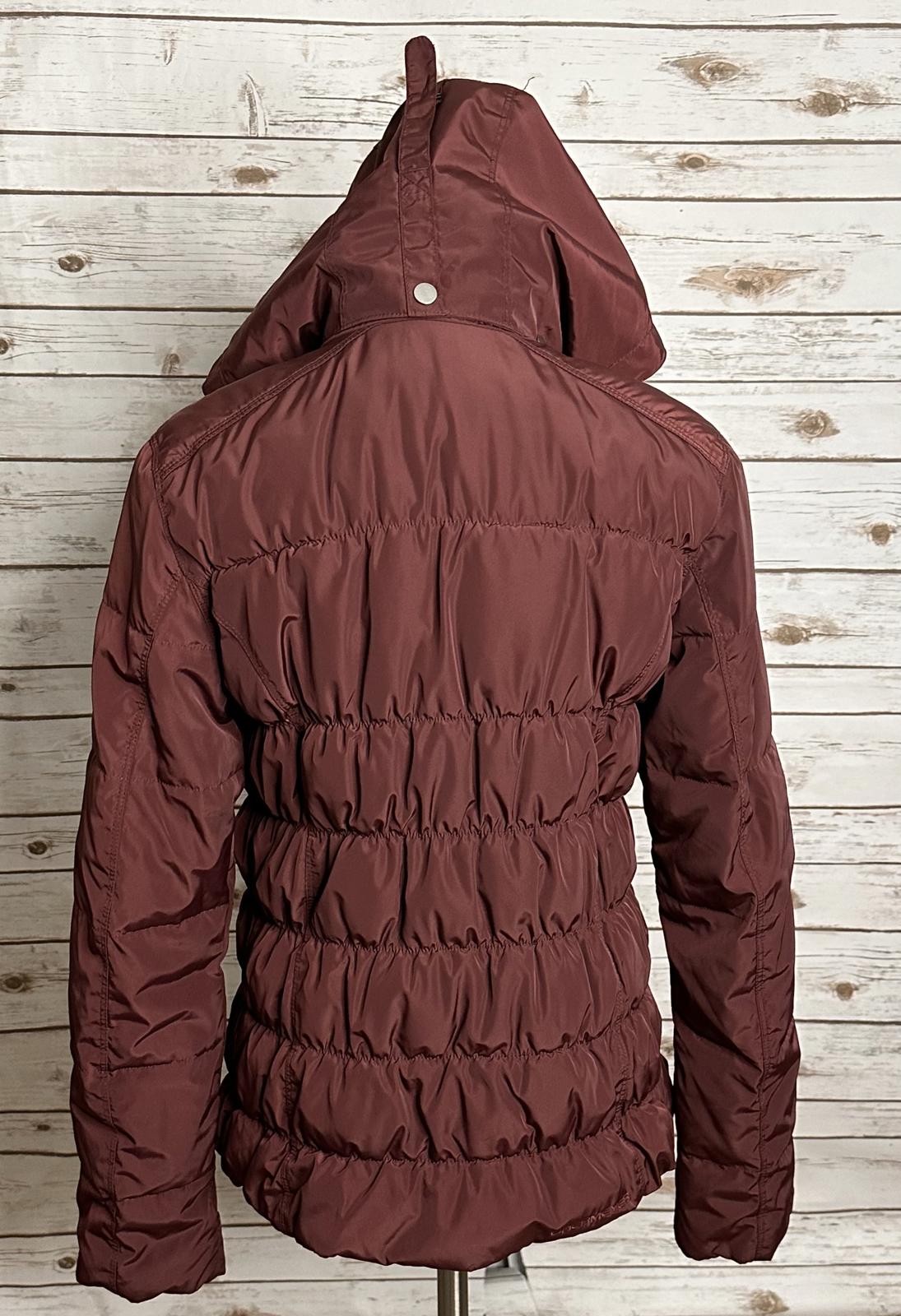 Obermeyer Leighton burgundy hooded insulated full zip ski jacket Size 10