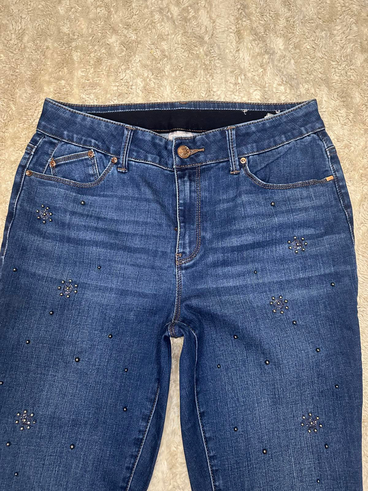 Chico's medium wash floral decorative beading denim skinny jeans Size 0.5R/6R