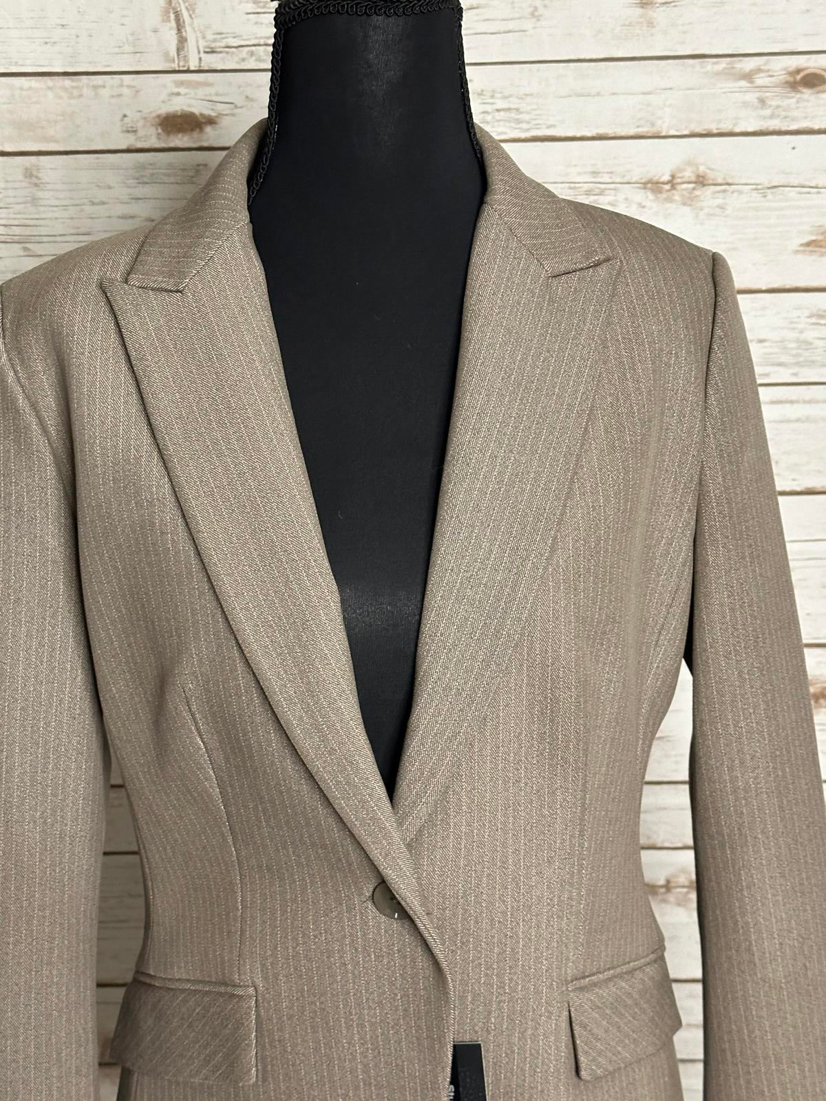 Express Studio Stretch classic corpcore pinstriped single-breasted blazer Size 6