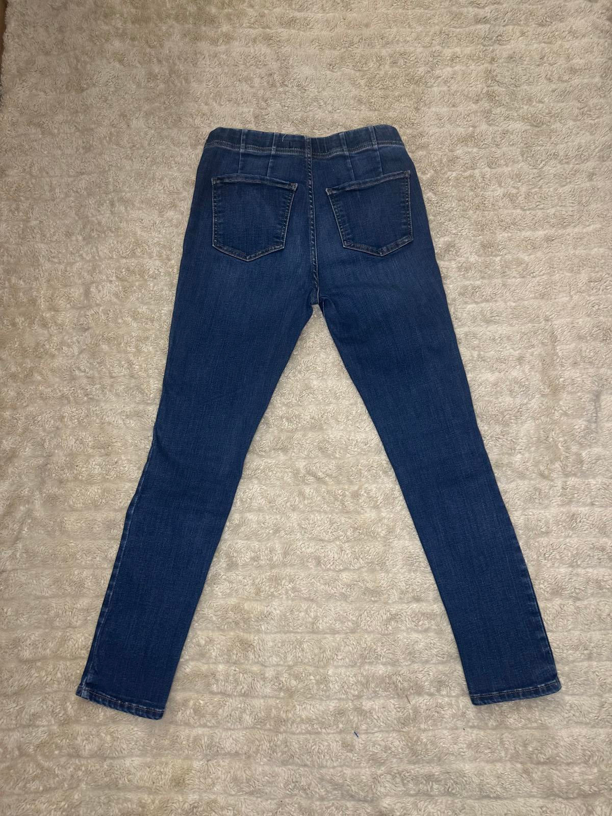 Free People medium wash pleated pull-on skinny denim jeans Size 28