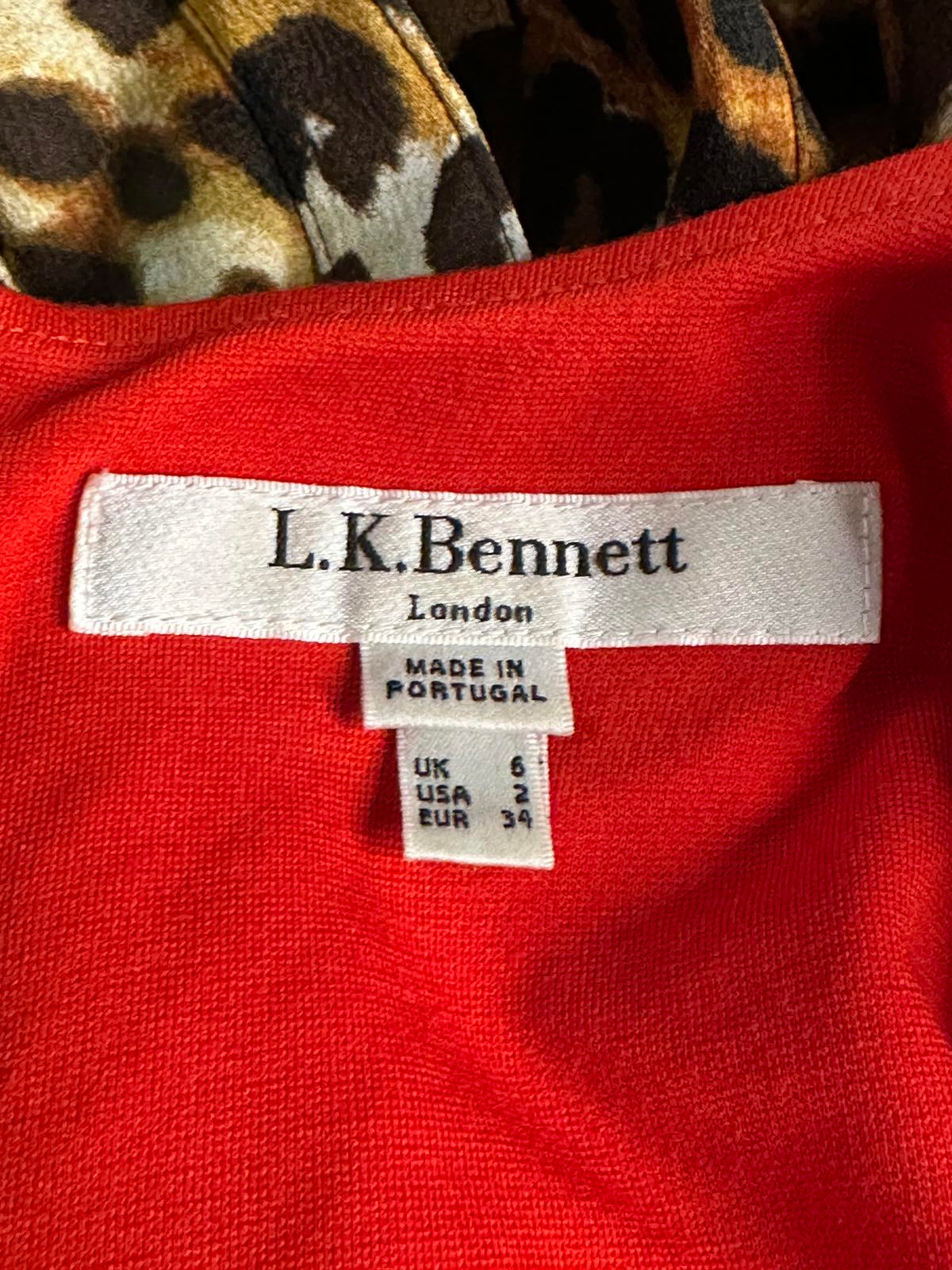 LK Bennett classic business casual Tomato Red Dr Case fit and flare dress Size 2