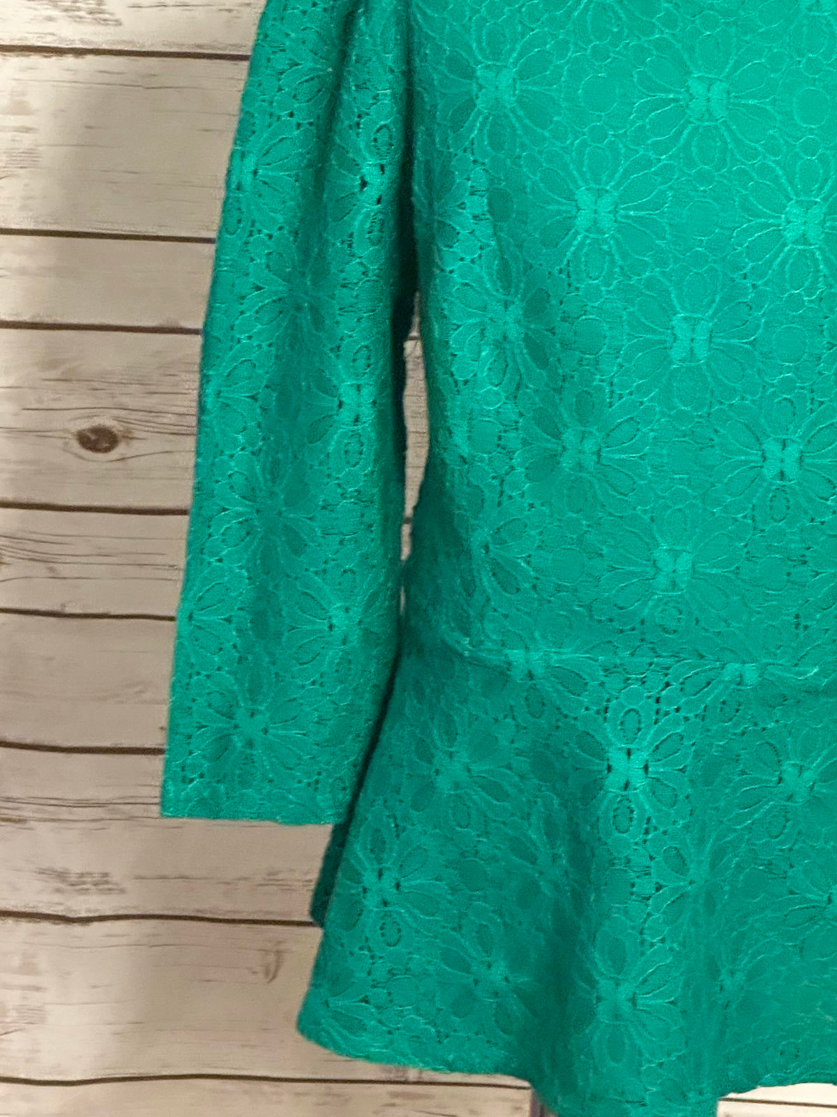 Anthropologie Moulinette Soeurs kelly green floral lace peplum blouse Size 2