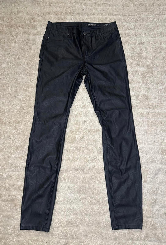 Blank NYC 'Spray-On' mob wife black vegan faux leather skinny jeans Size 28