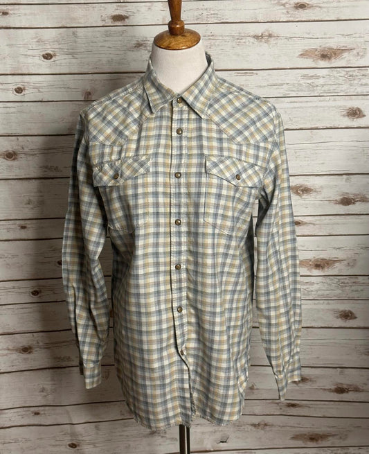 Eddie Bauer Classic Fit cotton plaid pearl snap button-up shirt Size Medium