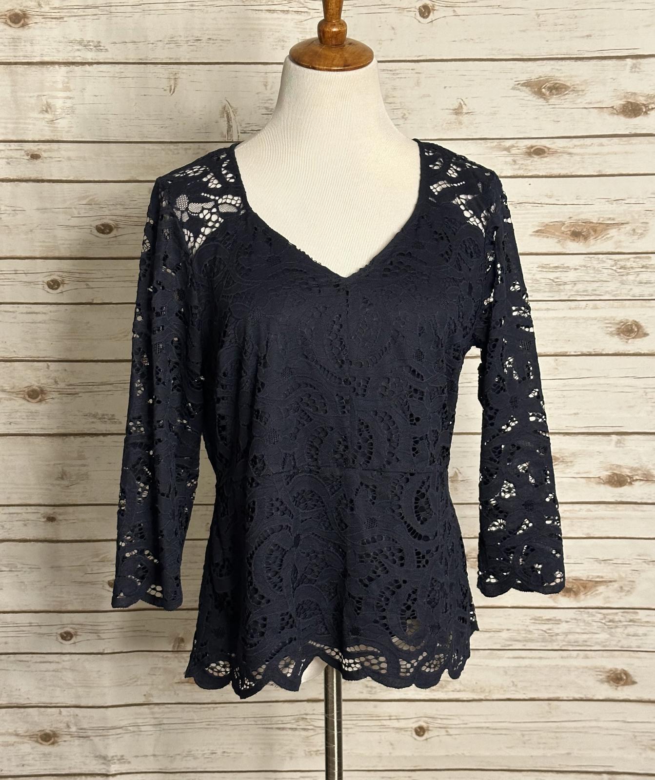 Nanette Lepore navy blue V-neck 3/4 length sleeve floral lace top/blouse Size L