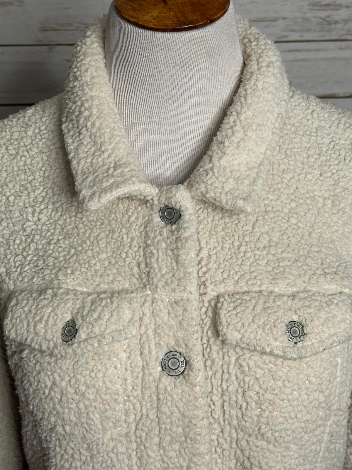 Mudd beige long sleeve sherpa/faux fur button-down trucker jacket Size Large