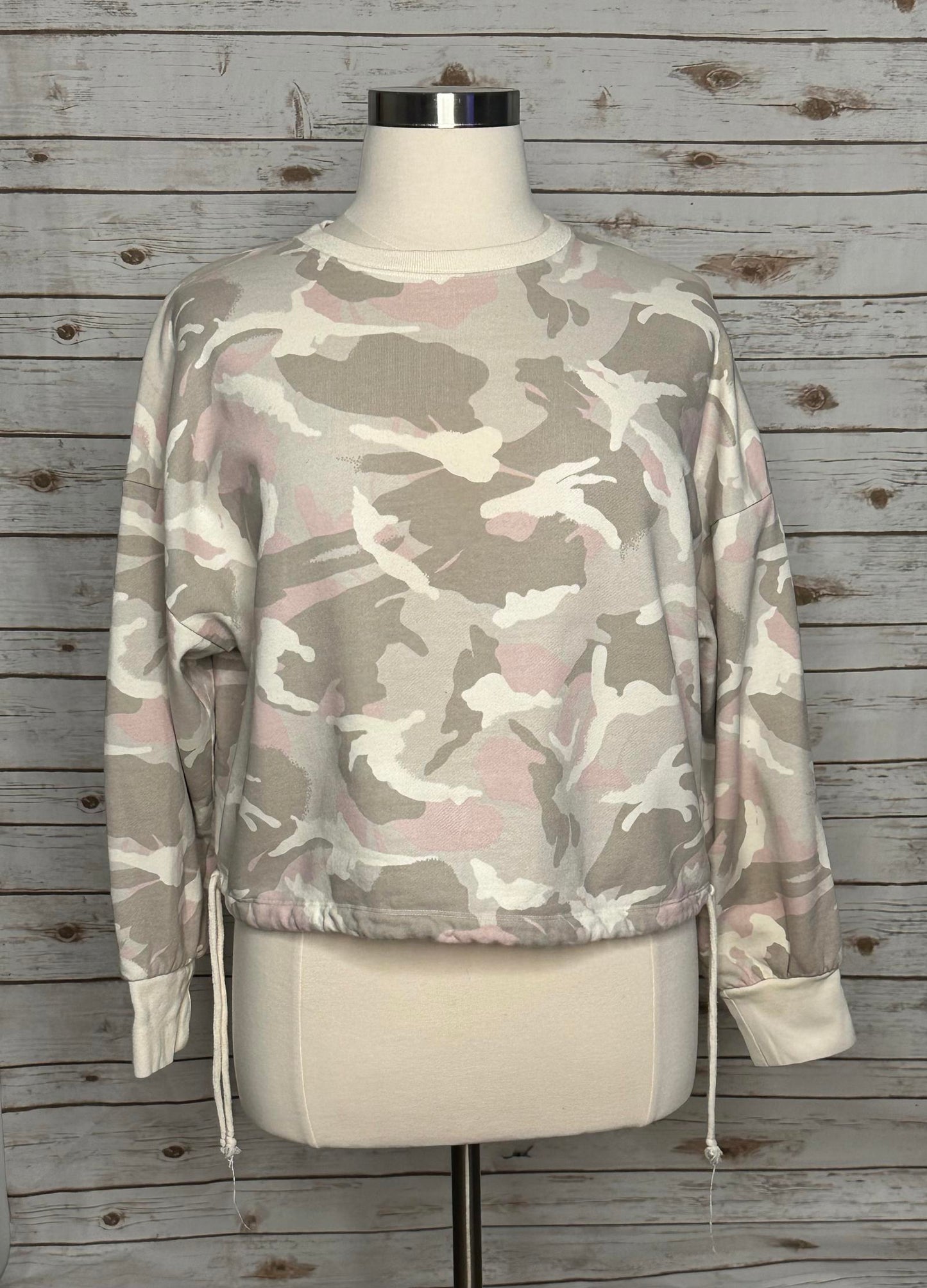 GAP pink and tan camo sweatshirt Size XL