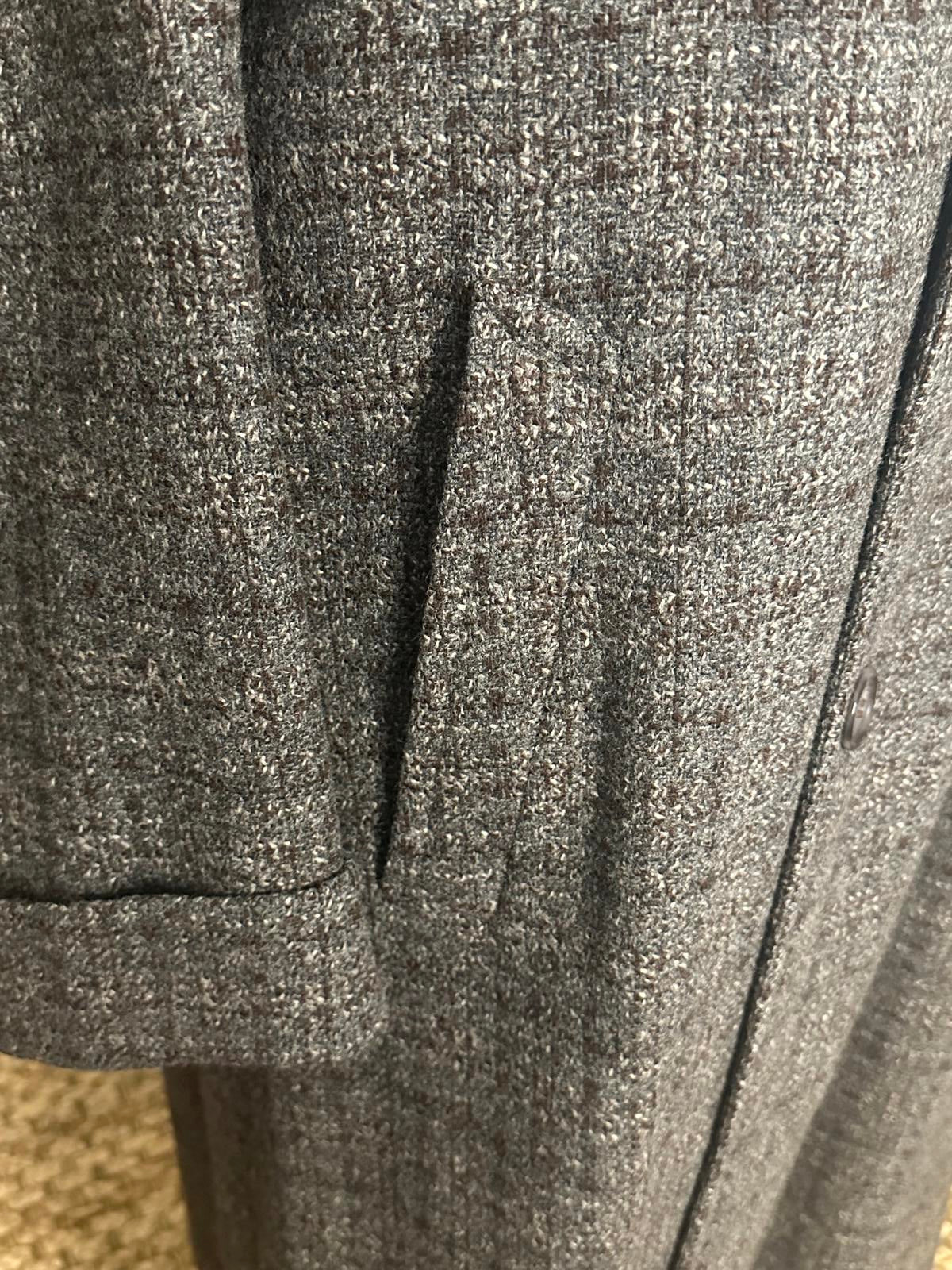 Vintage Hart, Schaffner & Marx tweed wool overcoat Size 44
