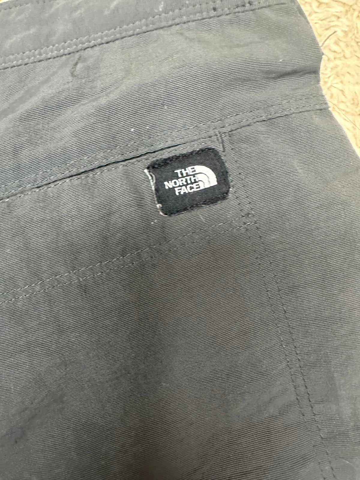 The North Face grey gorpcore nylon utility shorts Size 6