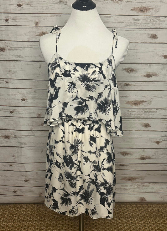 Parker black/cream monochromatic floral romantic silk mini dress Size Small