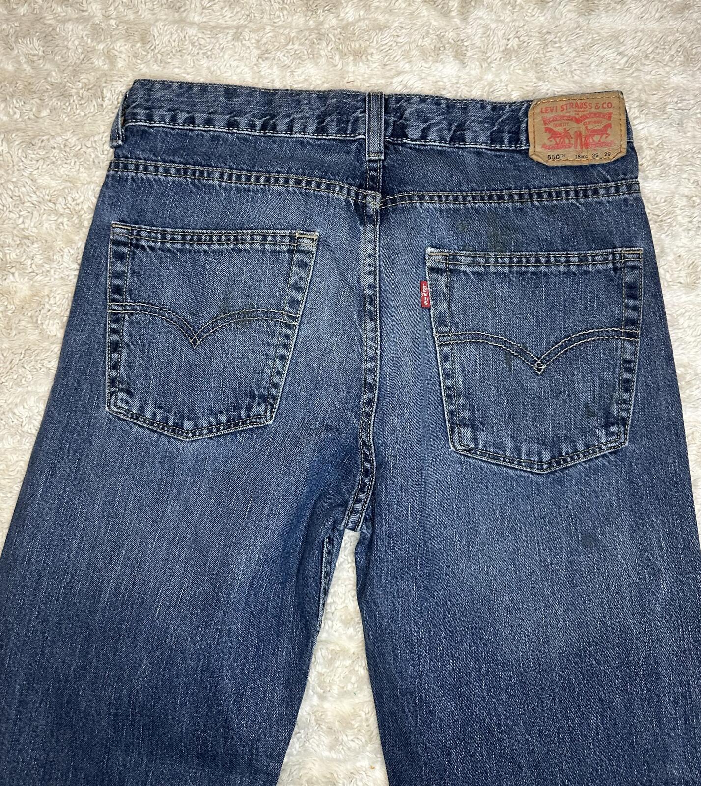 Levi's 550 Relaxed Fit medium wash straight leg denim jeans Size 18Reg 29x29