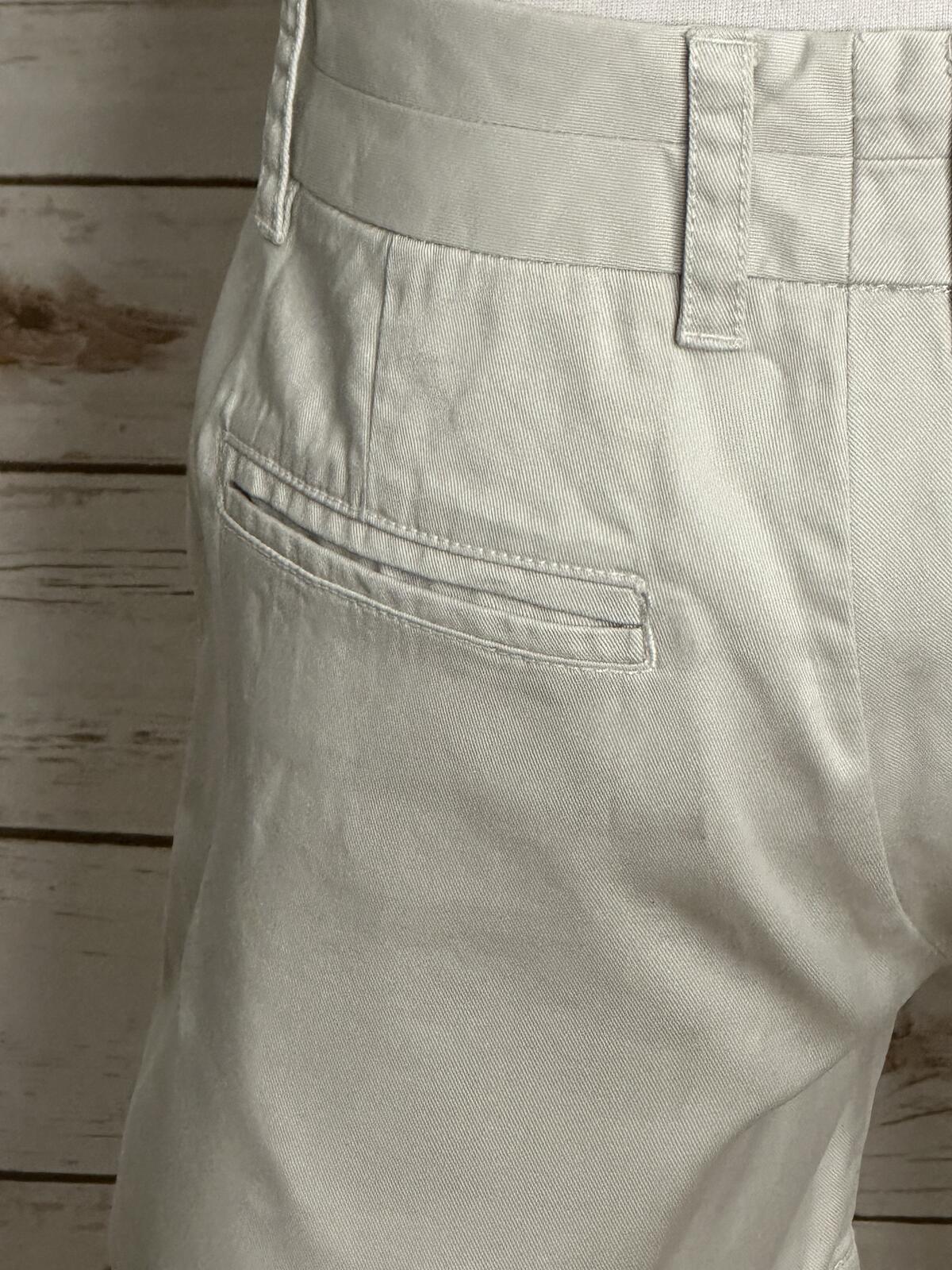 J.Crew Women's stone cotton chino shorts Size 0 relaxed fit classic preppy