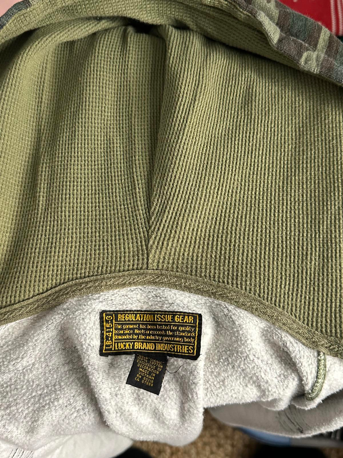 Vintage Lucky Brand military camo embroidered peace sign full zip hoodie Medium