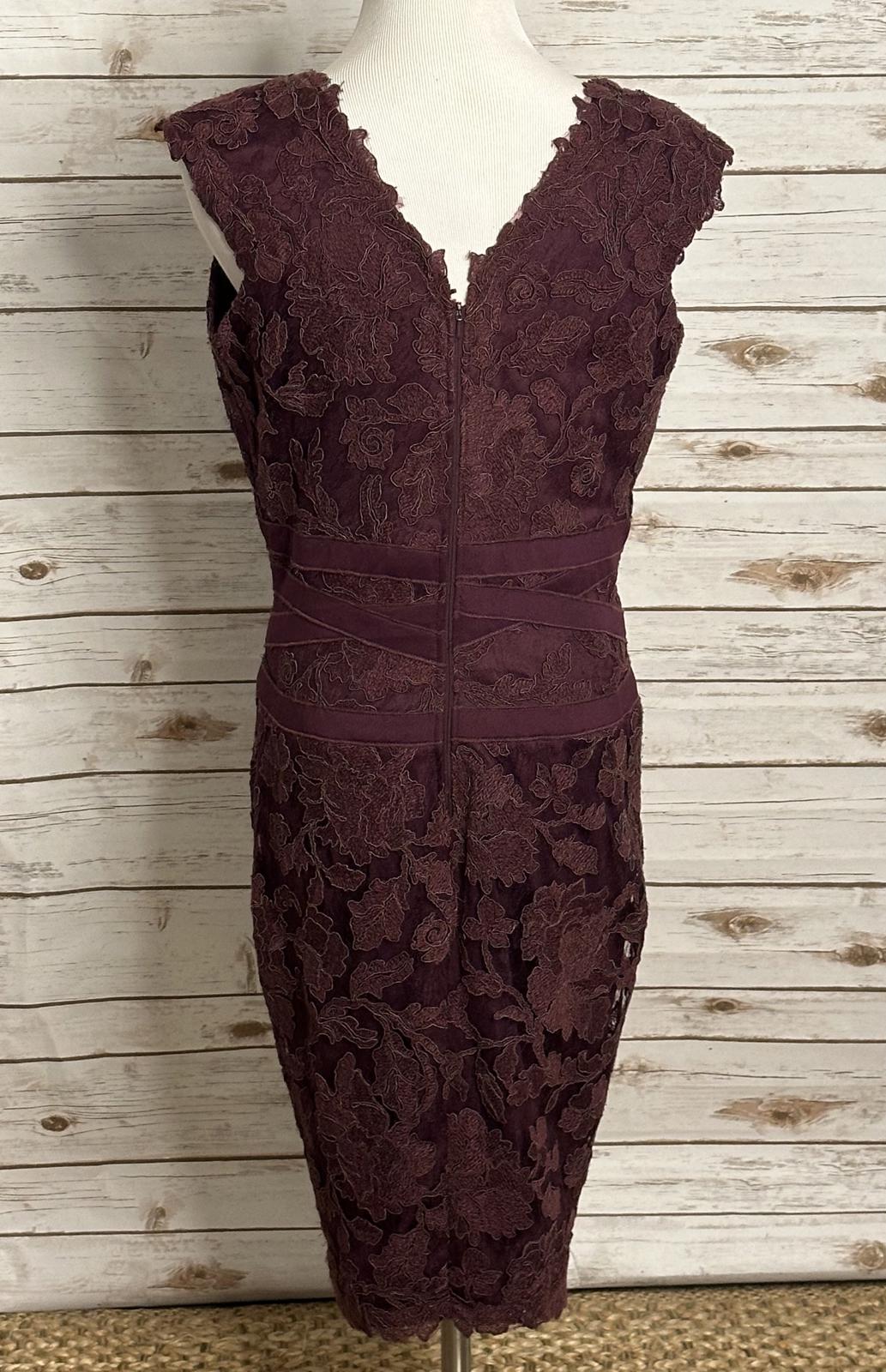 Tadashi Shoji classic plum sleeveless V-neck floral lace cocktail dress Size 16