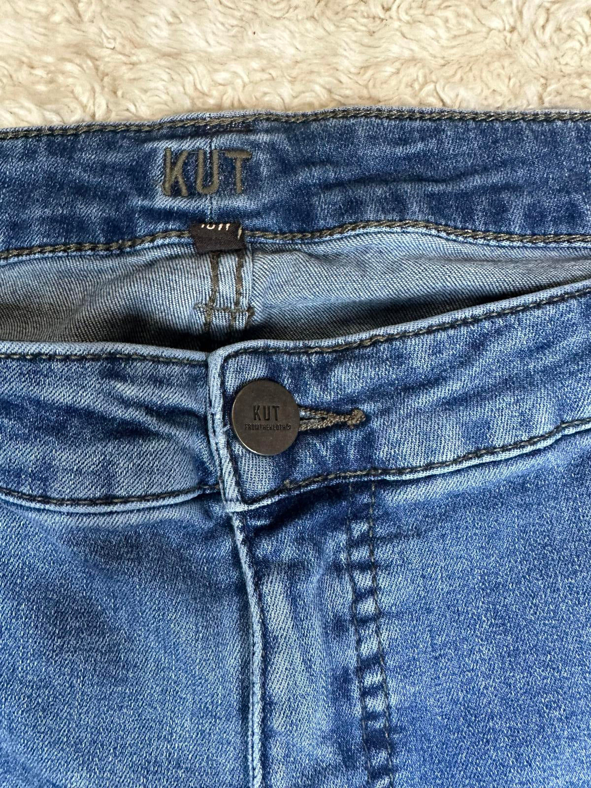 Kut from the Kloth medium wash Fab Ab cigarette leg jeans Size 16W
