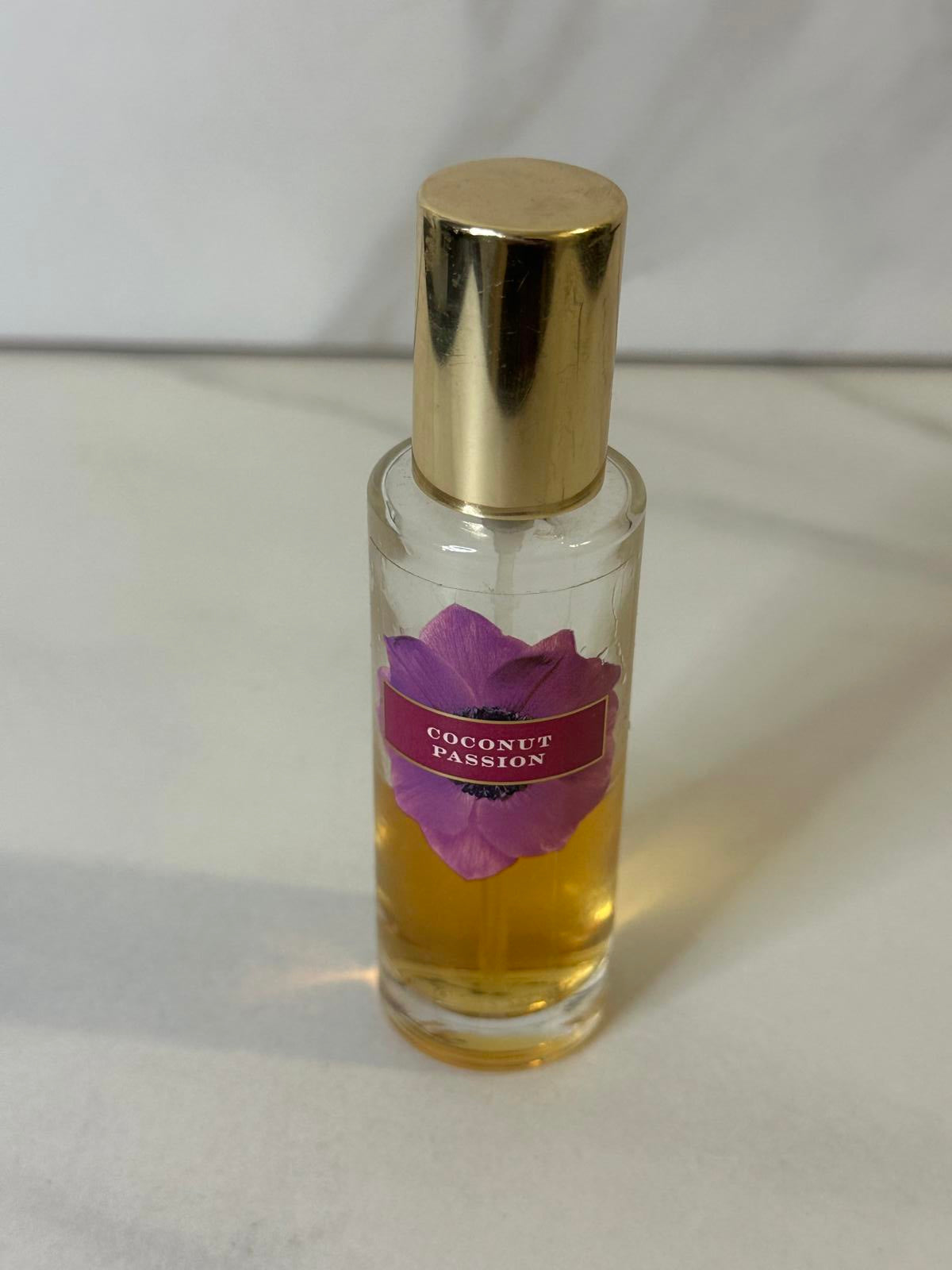 Vintage Victoria's Secret Coconut Passion Eau De Toilette 1 fl oz