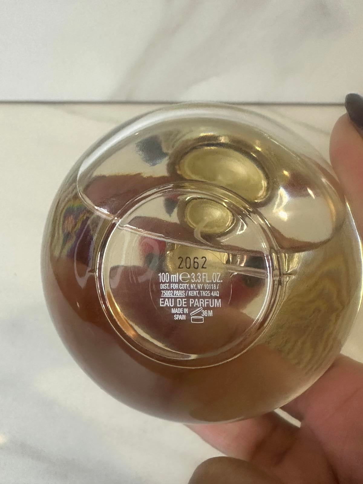 Discontinued NWOB Marc Jacobs Dot Eau De Toilette 3.3 fl oz