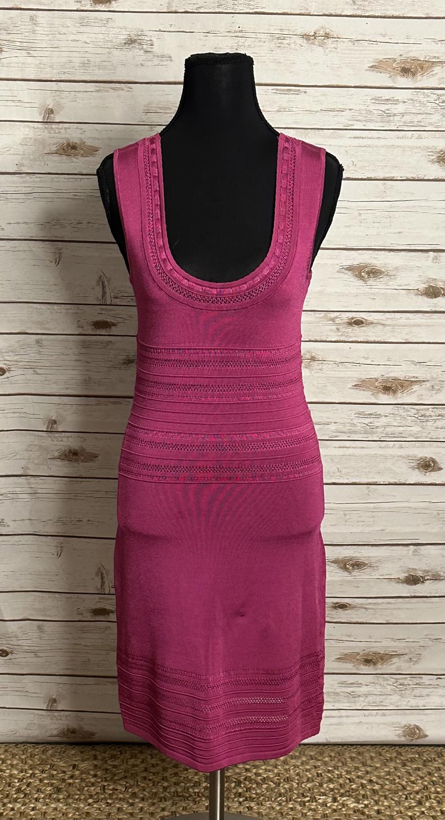 Express magenta scoop neck sleeveless bandage bodycon knit dress Size Small