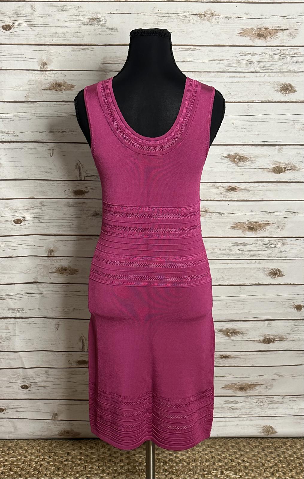 Express magenta scoop neck sleeveless bandage bodycon knit dress Size Small